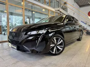 Peugeot 308 SW PureTech 130 Allure, Kamera, AHK, ACC! Navi