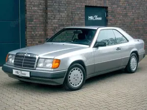 Mercedes-Benz 300 CE W124, Autm., Leder, H. Zul., Scheckheft