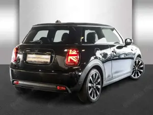 MINI Cooper SE MINI Yours Trim Panorama Kamera PDC Bild 3
