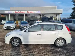 Hyundai i30 i30cw Diesel i30cw 1.6 CRDi Classic Bild 2