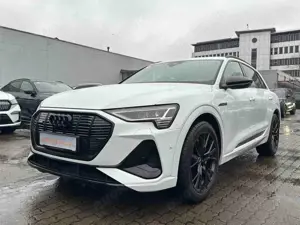 Audi e-tron 55 2x S line BLACK EDITION PANO e-SITZE