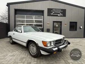 Mercedes-Benz SL 560