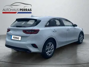 Kia Ceed / cee'd Ceed 1.6 CRDi 48V DCT7 Vision Komfort+ ACC Navi FL Bild 5