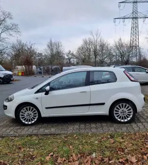 Fiat Punto Evo 1.2 8V Active StartStop Bild 2