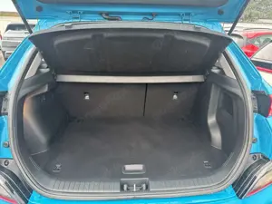 Hyundai KONA Elektro Select Auto Klimaautom DAB SHZ Bild 5