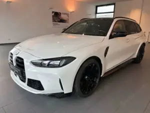 BMW M3 Competition Touring mit M x Bild 2