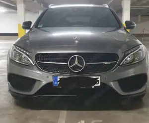 Mercedes-Benz C 180 T 7G-TRONIC AMG Line