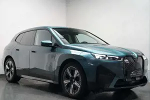 BMW iX 40 xDrive EDITION SPORT SOFT CLOSE LASER 360 Bild 3