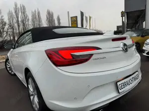 Opel Cascada Active 1.6 (170PS) Navi, RFK, SHZ Bild 2