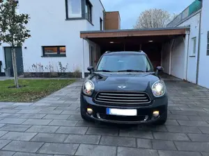 MINI One Countryman Bild 2