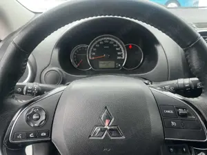 Mitsubishi Space Star 1.2 Select+ Klima Sitzheizung Tempomat Bild 5