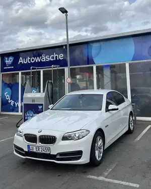 BMW 520 520d Limousine Bild 4