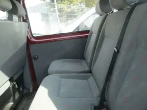 Volkswagen T5 Kombi Kombi City Bild 5