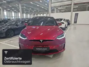 Tesla Model X Bild 2