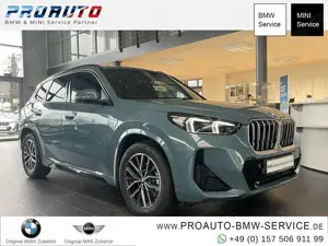 BMW X1 18i sDrive M Sport A-LED/AHK/Komf.Zg/Pano