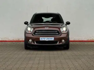 MINI Others Cooper D Countryman XENON*TEMP*A/C*SHz Bild 2