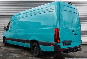 Mercedes-Benz Sprinter 319 CDI L3H2 Navi LED AHK Kamera 9-Gang Bild 4