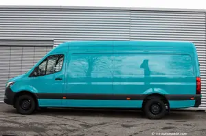 Mercedes-Benz Sprinter 319 CDI L3H2 Navi LED AHK Kamera 9-Gang Bild 3
