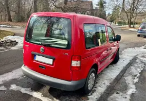 Volkswagen Caddy Life (TÜV  Reifen NEU) Bild 3