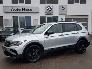 Volkswagen Tiguan 4Motion*MATRIX*NAVI*PANO*AHK*KAM*PDC*STANDHEIZ*