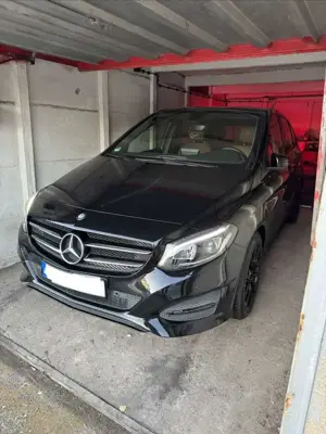 Mercedes-Benz B 180 Urban