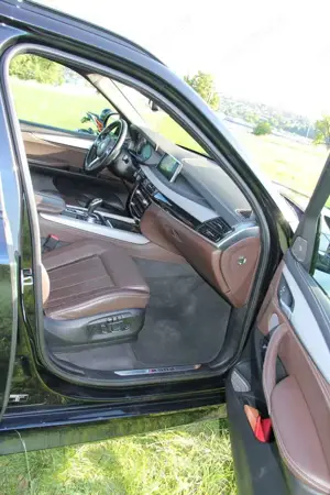 BMW X5 M X5 M50D 360* 8fach ACC AHK Harman Scheckheft Bild 5