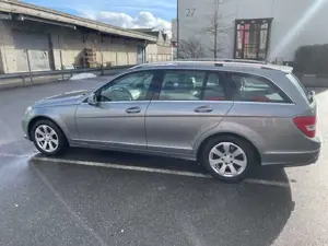 Mercedes-Benz C 220 C 220 T CDI DPF (BlueEFFICIENCY) 7G-TRONICAvantgarde