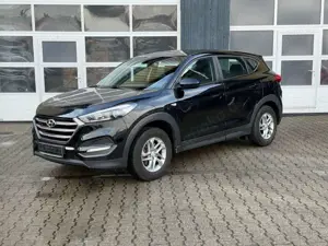 Hyundai TUCSON blue Classic 2WD/Klima/AHK/Alu/1-Hand