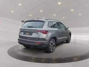 Skoda Karoq Selection 110kw TSI DSG *SHZ*RFK*PDC*NAVI* Bild 5