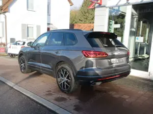 Volkswagen Touareg Elegance 4Motion R Line 3.0V6 TDI Bild 5