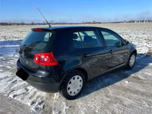 Volkswagen Golf V 5 Türig Tüv 3/27 Bild 3
