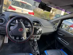 Fiat Punto Punto 1.2 8V Classic Bild 5