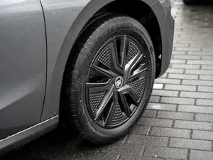 Skoda Fabia 1.0 TSI Style DSG Navi LED Alu PDC ACC Bild 5