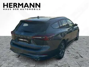 Ford Focus Turnier 1.0 EcoBoost ST-Line X AHK*CAM*LED Bild 4