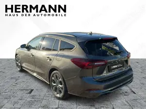 Ford Focus Turnier 1.0 EcoBoost ST-Line X AHK*CAM*LED Bild 3