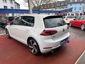 Volkswagen Golf VII Lim. GTI BMT/Perlmutt Weiß*NO OPF* Bild 5