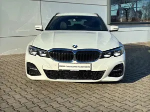 BMW 320 i Touring M Sport SHZ+GRA+Live Cockpit Bild 2