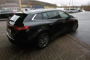 Renault Megane Grandt.1,5EDC+R.S. Line+AHK+SHZ+RFK+9,3 Bild 4