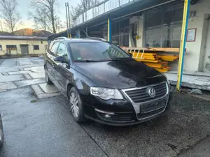 Volkswagen Passat Variant Highline~Leder~Xenon~PDC~TÜV03/27