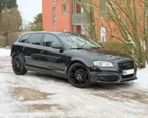 Audi A3 8pa 2.0 TDI S-line, Zahnriemen  TÜV neu