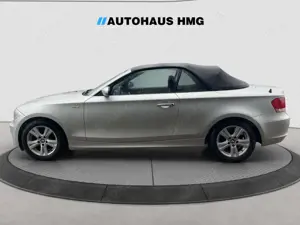 BMW 118 i Cabrio *VOLL-LEDER*PDC*SITZHZ*AHK* Bild 2