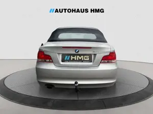 BMW 118 i Cabrio *VOLL-LEDER*PDC*SITZHZ*AHK* Bild 3