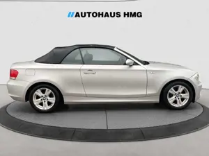 BMW 118 i Cabrio *VOLL-LEDER*PDC*SITZHZ*AHK* Bild 5