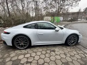 Porsche 992 911 Carrera PDK Bild 2