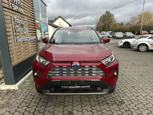 Toyota RAV 4 2.5 4x2 Hybrid Team Deutschland Bild 5