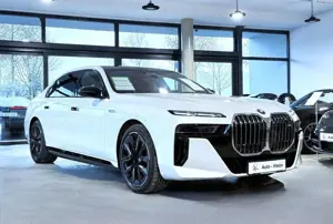 BMW 760 e xDrive *Vollausstattung*FULL*Unfallfrei Bild 5