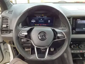 Skoda Karoq 1.5 TSI DSG Sportline Navi, Pano Bild 3