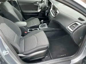 Kia XCeed 1.0 T-GDI, Edition 7, Tempomat, Klimaanlage Bild 5