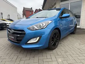 Hyundai i30 cw blue Trend