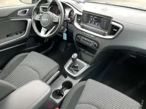 Kia XCeed 1.0 T-GDI, Edition 7, Tempomat, Klimaanlage Bild 3
